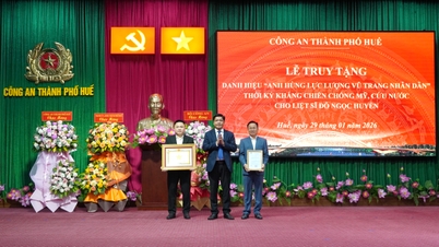 ងារជា "វីរបុរសនៃកងកម្លាំងប្រដាប់អាវុធប្រជាជន" ត្រូវបានប្រគល់ជូនដល់បុព្វបុរសដូង៉ុកហ្វៀនបន្ទាប់ពីមរណភាពរបស់គាត់។