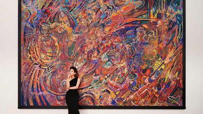 Large paintings from small forms.