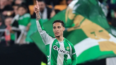 Antony zostaje bohaterem, Betis awansuje bezpośrednio do 1/8 finału Ligi Europy.