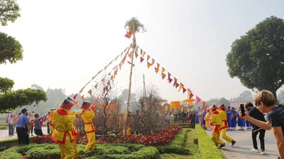 Numeroase activități care celebrează „Primăvara în Patrie” au loc la Satul Cultural și Turistic al Grupurilor Etnice din Vietnam.