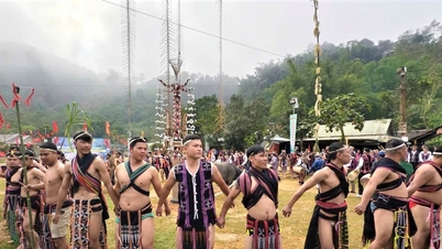 Festival Pơr'ngoóch Cơ Tu yang unik di komune Avương.