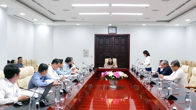Da Nang, 2026 Ay Takvimi At Yılı'nda 1.000 gazeteci, sanatçı ve entelektüelin bir araya geleceği bir etkinliğe ev sahipliği yapacak.