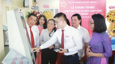 ບ້ານໜຶ່ງຢູ່ປະຕູສູ່ນະຄອນໂຮ່ຈິມິນ ໄດ້ເປີດສະຫຼອງສູນບໍລິການບໍລິຫານສາທາລະນະດ້ວຍການລົງທຶນກວ່າ 2 ຕື້ດົ່ງ.