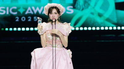 Hoa Minzy rekordot döntött a 2025-ös Green Wave Awards díjátadón.
