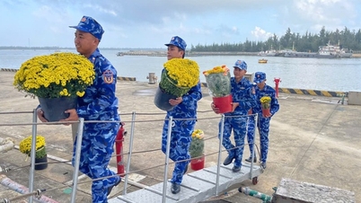 Kustbevakningsstyrka 2 avgår för tjänstgöring under Tet-helgen i området kring Truong Sa-öarna (Spratlyöarna).