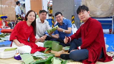 ມະຫາວິທະຍາໄລເພີ່ມໂບນັດບຸນເຕັດ ແລະ ລາຍຮັບເພີ່ມເຕີມໃຫ້ແກ່ເກືອບ 500 ຄົນ.