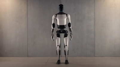 Tesla bermegah tentang robot AI seperti manusia yang 'tidak dapat dibezakan' daripada manusia sebenar, dan merancang untuk menghasilkan 1 juta unit setahun.