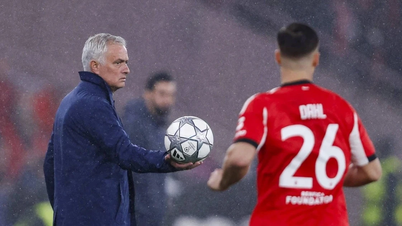 A Bajnokok Ligája rájátszásának sorsolásának eredményei: Mourinho a Real Madriddal csap össze a szezon elején.