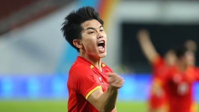 Dinh Bac « porte le poids » d'une série de récompenses individuelles au Championnat d'Asie des moins de 23 ans : Un autre but pour le meilleur !