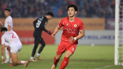 جدول مباريات الدوري الفيتنامي المثير اليوم: مواجهة قمة الترتيب، معركة مثيرة بين فريقي HAGL و Da Nang.