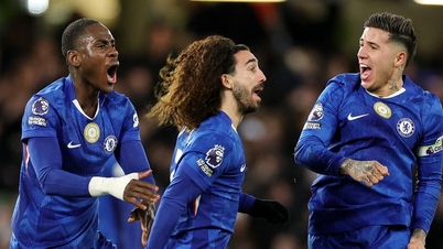 ក្រុម Chelsea បាន​វាយបក​យ៉ាង​អស្ចារ្យ​ដើម្បី​យកឈ្នះ​ក្រុម West Ham។
