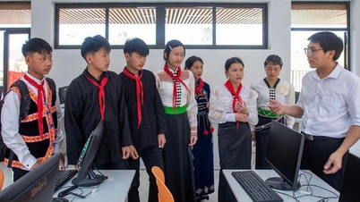 Tiếp thêm động lực cho học sinh nội trú vùng biên giới