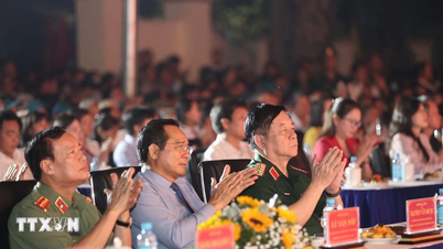 Tay Ninh organiza un evento televisado titulado 'Afecto desde el frente interno: calentando corazones en la frontera'.