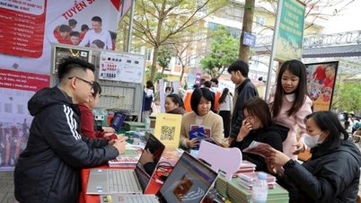 O Dien은 중학생들을 위한 "진로 기회"를 제공합니다.