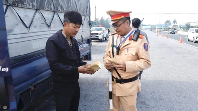 ស្វែងរកមតិយោបល់លើការផ្អាកប្រតិបត្តិការពីគណៈកម្មាធិការជាតិសុវត្ថិភាពចរាចរណ៍។