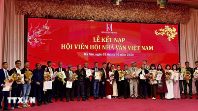 Ce sont les créations des écrivains qui constituent la force de la littérature vietnamienne.
