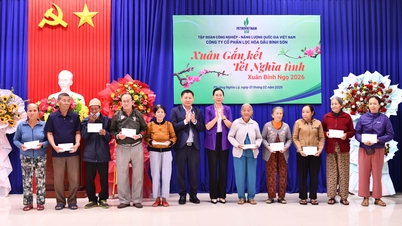 BSR difunde el programa “Petrovietnam: Primavera de conexión, Tet de compasión” en las comunas de Tu Nghia, Tra Giang y Nghia Lo (provincia de Quang Ngai).