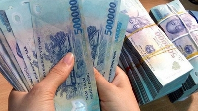 人々が喜んで旧正月を祝えるよう、給与、ボーナス、その他の給付金を適時に支払います。