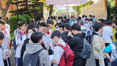 Exemplo de teste para a avaliação de competências da Universidade Nacional da Cidade de Ho Chi Minh em 2026.