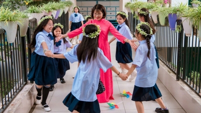 When education is at the center: A long-term vision and urgent policy requirements for educators.