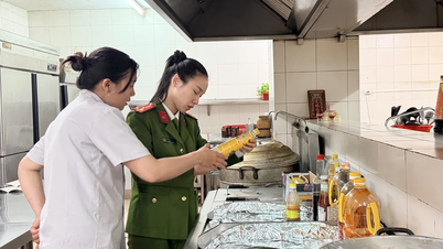 Kementerian Kesehatan meminta peningkatan langkah-langkah untuk mencegah keracunan makanan selama Tết dan musim perayaan.