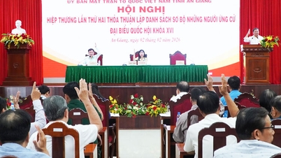 An Giang : Deuxième série de consultations pour convenir d'une liste préliminaire de candidats à l'Assemblée nationale et au Conseil populaire provincial.
