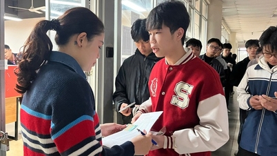 Un candidat originaire de la province de Hung Yen a obtenu le meilleur score au test d'aptitude de l'Université des sciences et technologies de Hanoï.