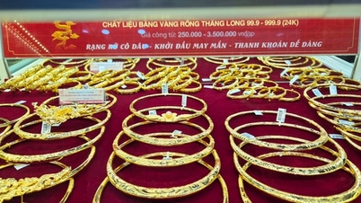 តម្លៃមាសបានកើនឡើង ៧,៥ លានដុង/អោនស៍ ដែលធ្វើឲ្យភាពខុសគ្នានៃតម្លៃកាន់តែធំ។