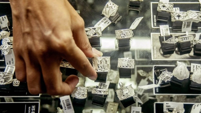 February 3rd: Silver prices recover after a sharp decline.