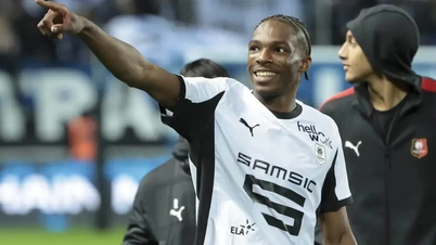 O Liverpool ativa uma contratação "bomba" de última hora.
