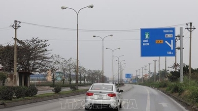 El tráfico está prohibido temporalmente en la autopista Cao Bo - Mai Son - Carretera Nacional 45 - Nghi Son debido a la niebla.