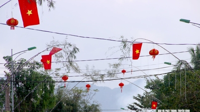 Hiểm họa tai nạn điện khi dựng cây nêu Tết