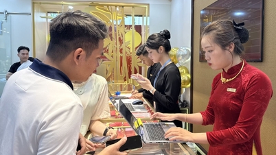 Ho Chi Minh City: Gold prices soar, but the crowds of people scrambling to buy gold have disappeared.