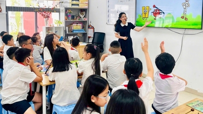 É proibido aos professores falsificar resultados de admissão ou avaliações de alunos.