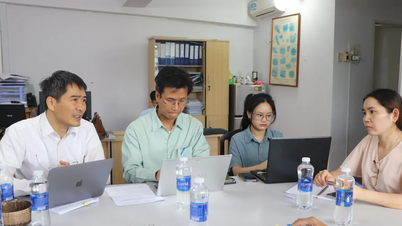 ກະຊວງວິທະຍາສາດ ແລະ ເຕັກໂນໂລຊີ ກວດກາພື້ນຖານໂຄງລ່າງເຕັກໂນໂລຊີ ສຳລັບການຕ້ານການຫາປາ IUU ຢູ່ນະຄອນໂຮ່ຈິມິນ.
