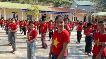 ໂຮງຮຽນມັດທະຍົມຕອນປາຍໃນເຂດພູດອຍຮັກສາການລົງທະບຽນນັກຮຽນໃນຊ່ວງວັນພັກເຕັດ.