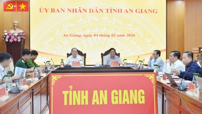 Il Primo Ministro Pham Minh Chinh: attuare le risoluzioni del XIV Congresso del Partito in modo completo, deciso ed efficace.