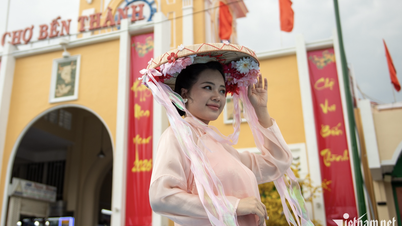Se abre el "nuevo" mercado Ben Thanh y los habitantes de Ciudad Ho Chi Minh están ansiosos por visitarlo.