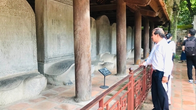 A precious stone chronicle tells the story of a thousand years of imperial examinations.