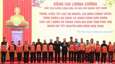 Luong Cuong elnök: Biztosítjuk, hogy mindenki, minden család élvezhesse a Tavaszi Fesztivált és megünnepelhesse a Tet-et.