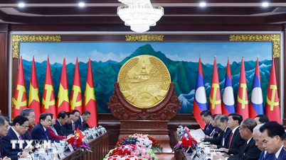 Generalsekretär To Lam führte Gespräche mit Generalsekretär und Präsident von Laos, Thonglun Sisoulith.