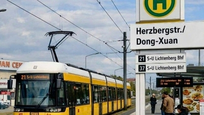 In Deutschland ist eine Straßenbahnhaltestelle namens Dong Xuan entstanden.