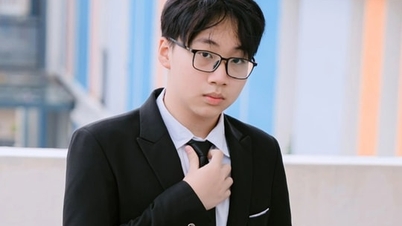 Ein männlicher Student erlangt ein äußerst seltenes japanisches Sprachzertifikat.