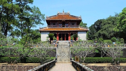 Die Kunst der Hofarchitektur der Nguyen-Dynastie in Hue: Das Minh-Mang-Mausoleum