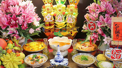ถาดบูชาสำหรับเทพเจ้าแห่งครัวและเทพเจ้าแห่งเตาในวันที่ 23 ของเดือนจันทรคติที่ 12 ประกอบด้วยอะไรบ้าง?