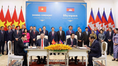 [Fotografie] Slavnostní podpis dokumentů o spolupráci mezi Vietnamem a Kambodžou