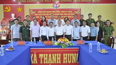 Le vice-président du Conseil populaire provincial d'An Giang, Giang Van Phuc, a présenté ses vœux de Nouvel An aux communes de Giong Rieng et Thanh Hung.