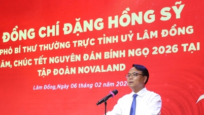 Deputy Secretary of the Lam Dong Provincial Party Committee, Dang Hong Sy, visits and extends New Year greetings to Novaland.