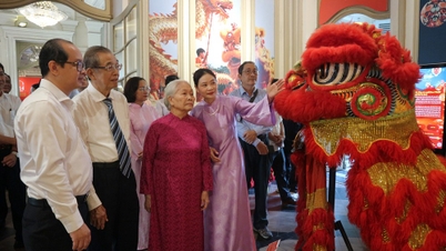 Ho Chi Minh City Museum inaugurates a series of activities titled "Celebrating the Year of the Horse - Celebrating the Glorious Party".