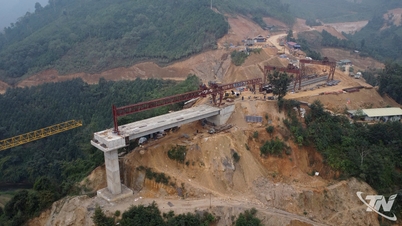 Semua pakej pembinaan untuk laluan Ba ​​Be - Na Hang mengekalkan rentaknya.